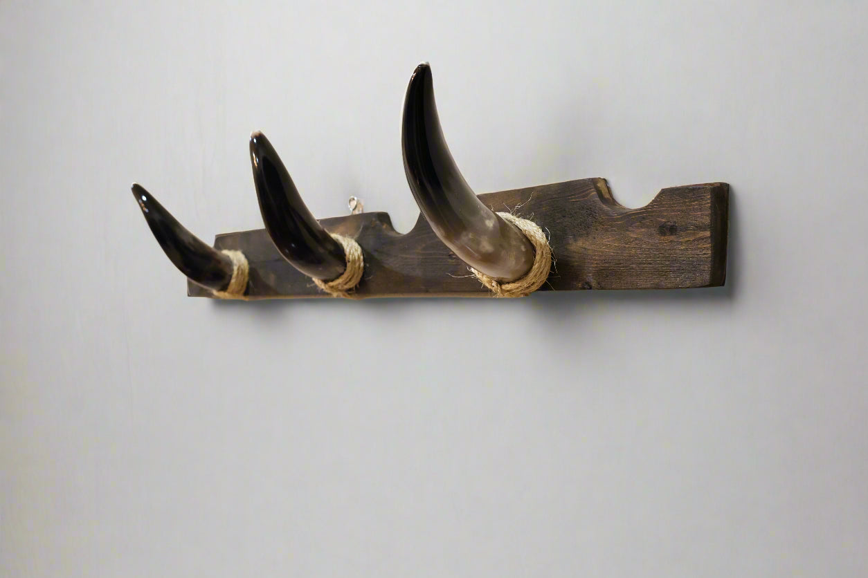 Triple Genuine Horn Rack