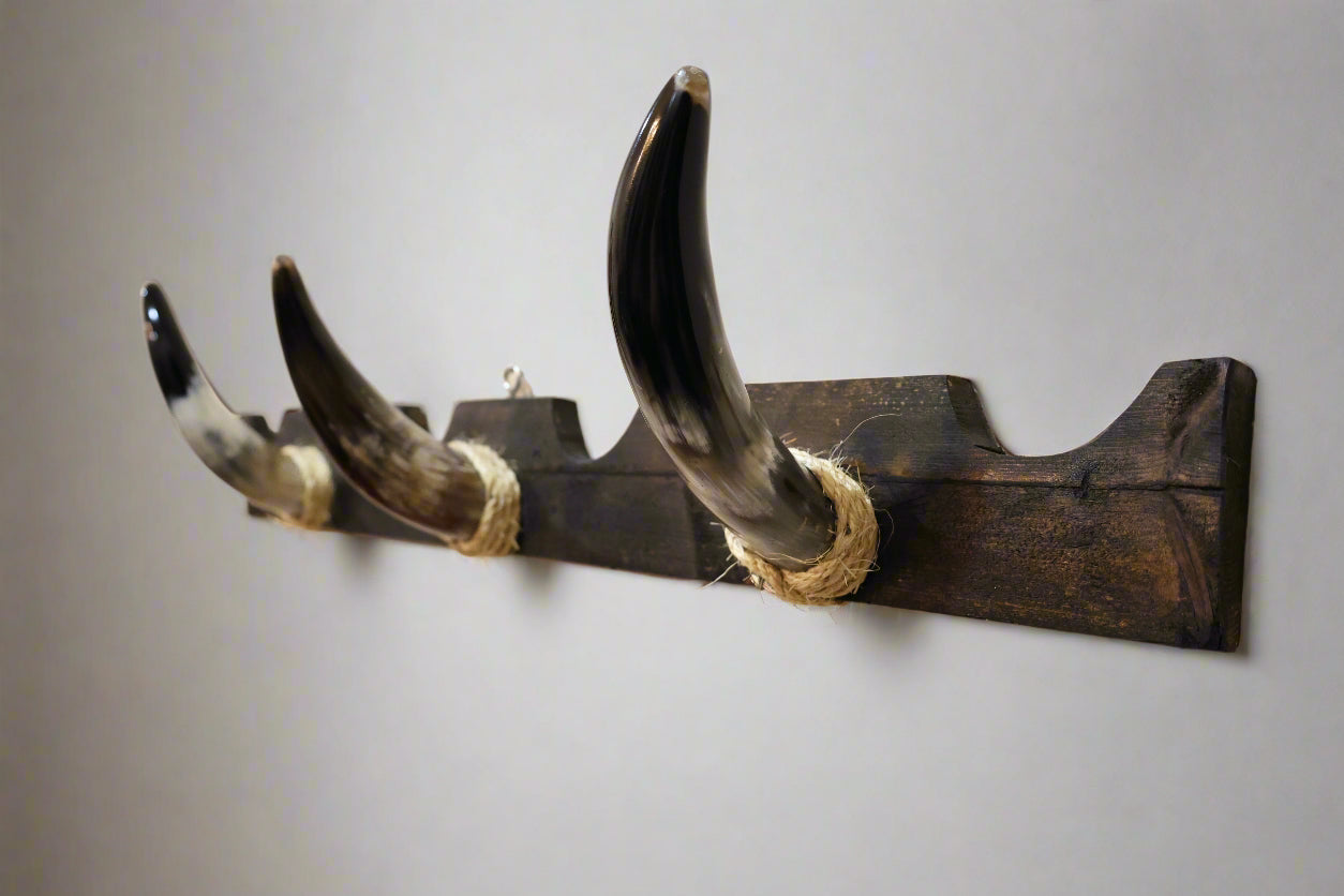 Triple Genuine Horn Rack