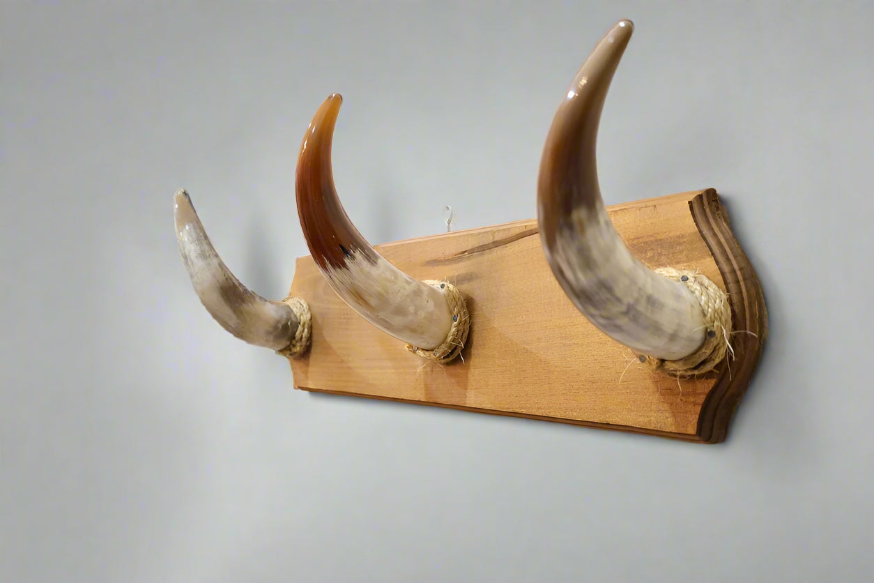 Triple Genuine Horn Rack