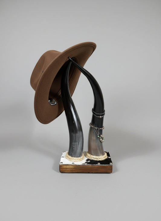 Steer Horn Stand